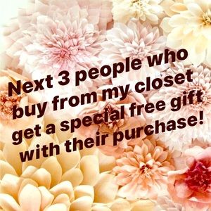 FREE GIFT WITH PURCHASE for the next 3 people 🎉